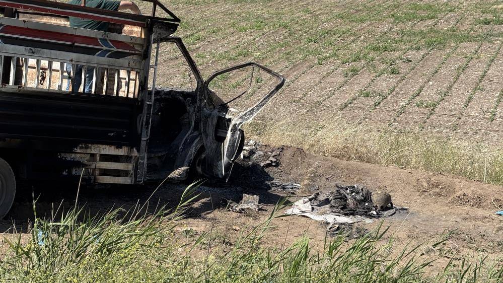 Yanan kamyonetten baba ve 15 yaşındaki oğlunun cesedi çıktı 5